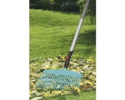 GARDENA Combisysteem Straatbezem En Gazonhark 5 GARDENA Combisysteem Straatbezem En Gazonhark -Gardena Shop DV 8 8292400 03 4c DE 20120926121751